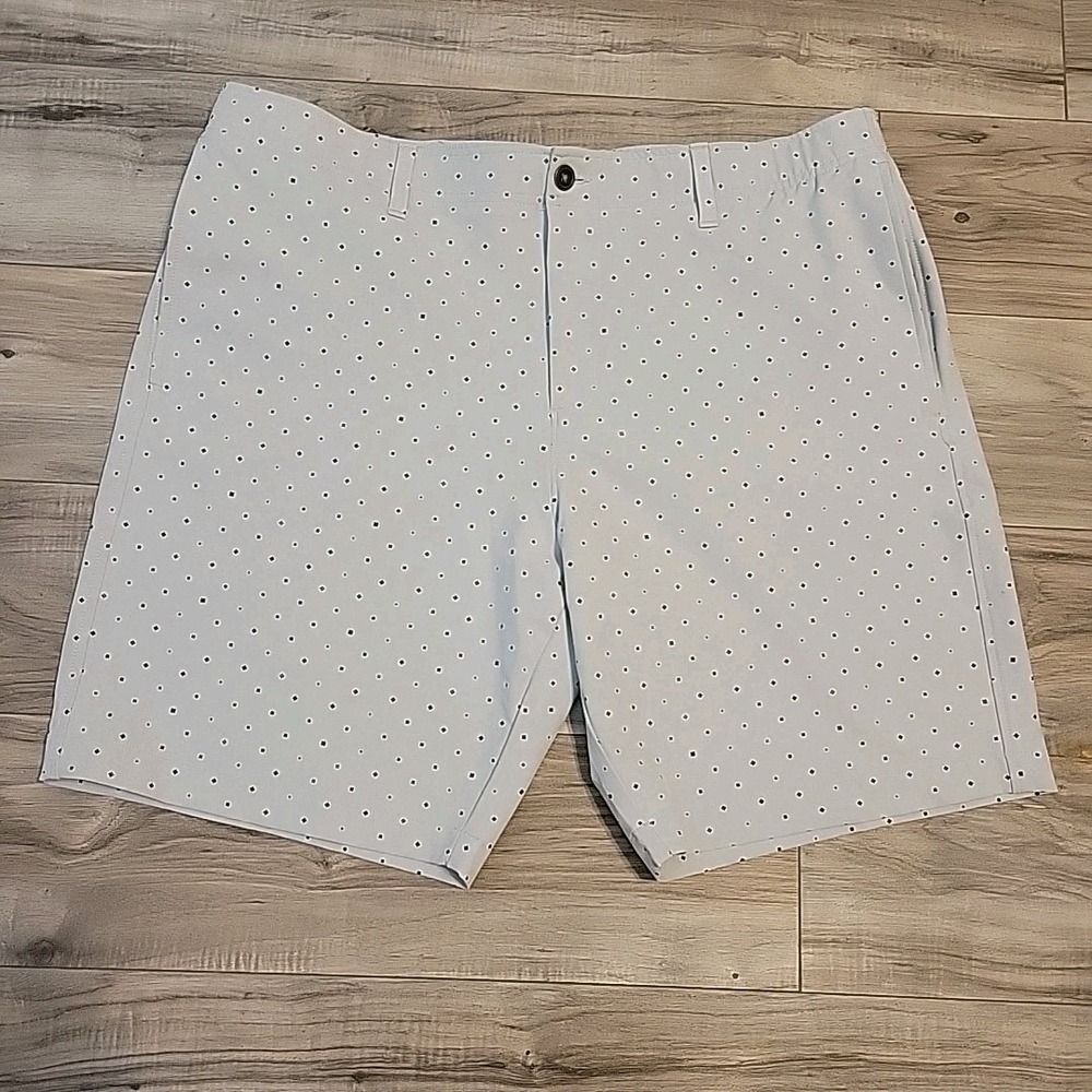 Under Armour UA Match Play Shorts Mens 40 Golf Gray‎ Polka-dot Allover Print